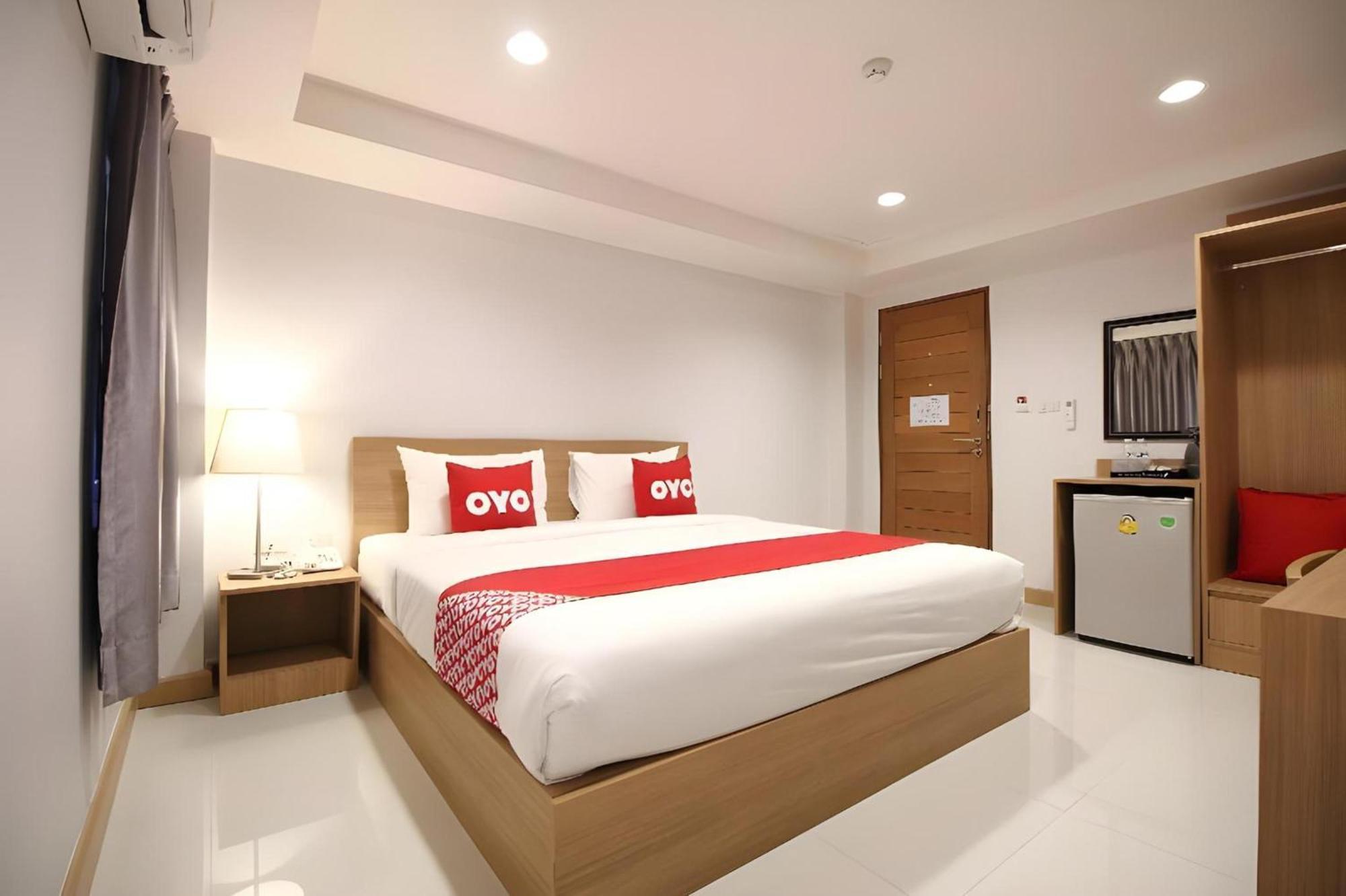 Super Oyo 483 Pannee Hotel Khaosan Bangkok Exteriör bild
