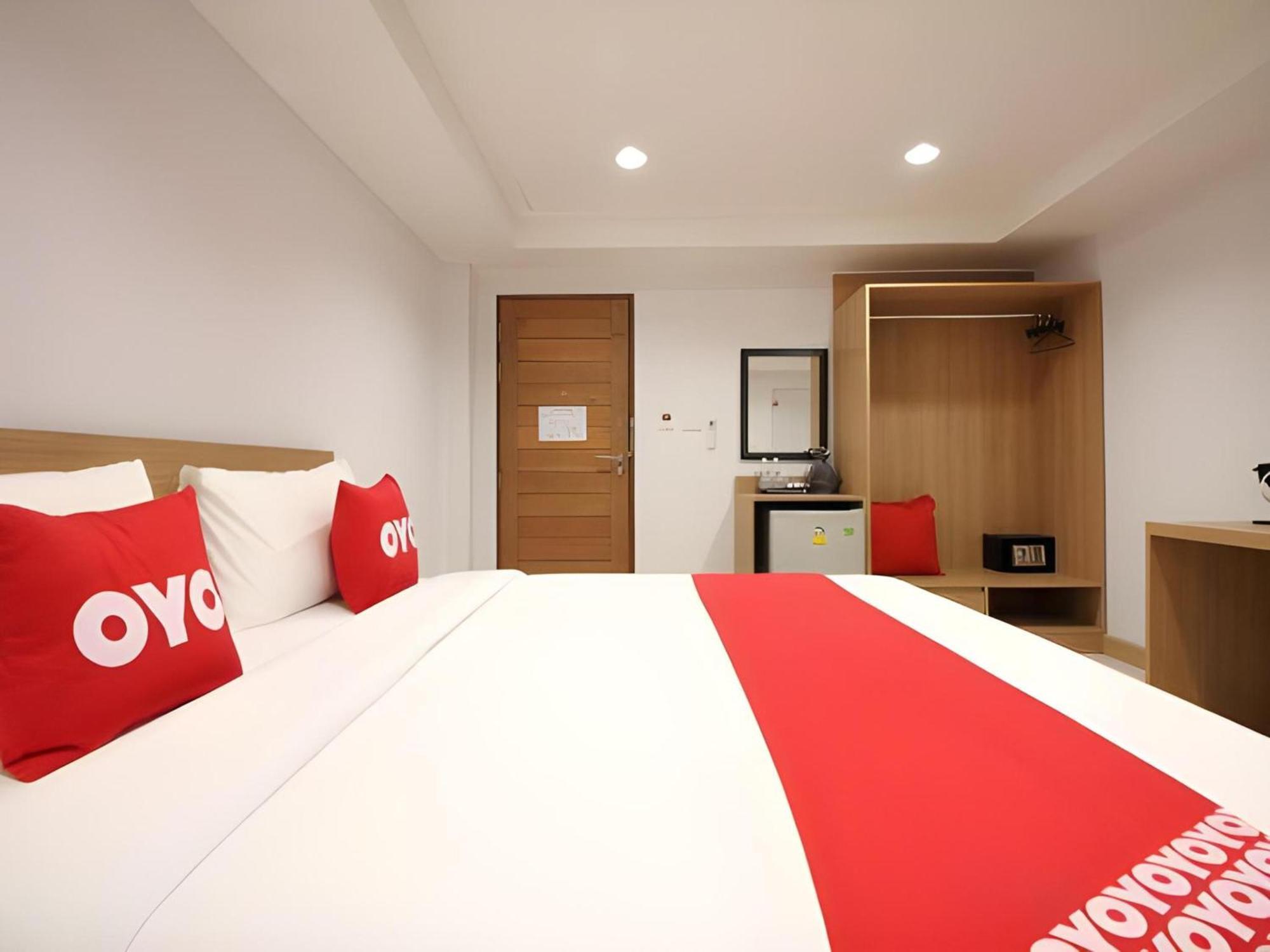 Super Oyo 483 Pannee Hotel Khaosan Bangkok Exteriör bild