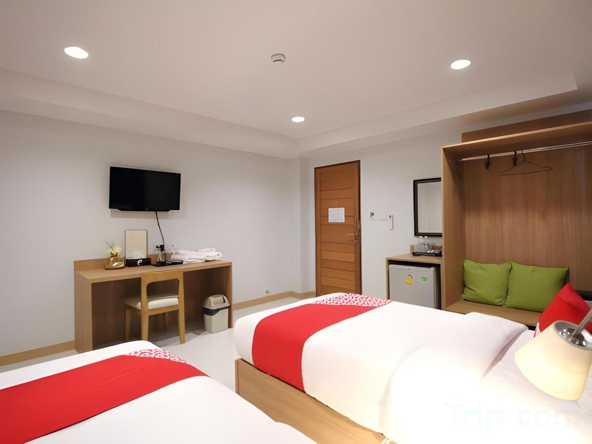Super Oyo 483 Pannee Hotel Khaosan Bangkok Exteriör bild